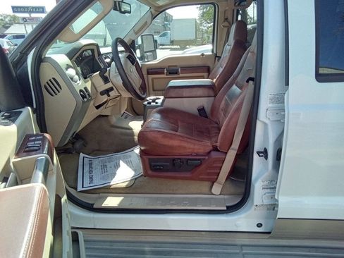 Used 2008 Ford F350 Lariat image 13