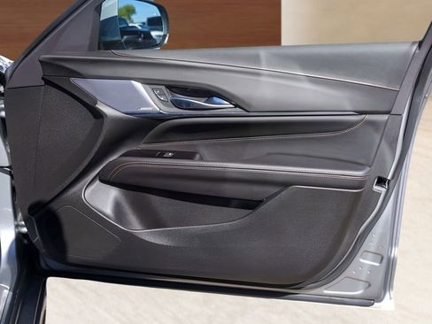 Certified 2025 Cadillac CT4 V RWD image 29