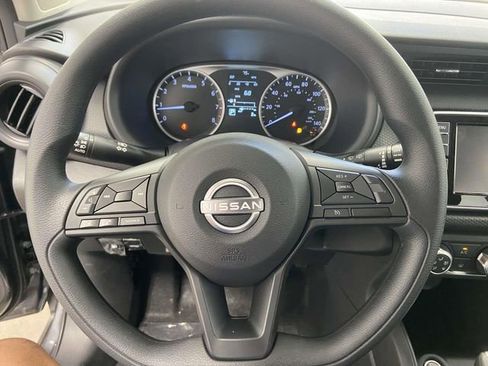 New 2025 Nissan Kicks Play S image 20