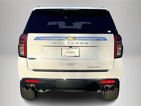 Certified 2023 Chevrolet Suburban Premier image 7