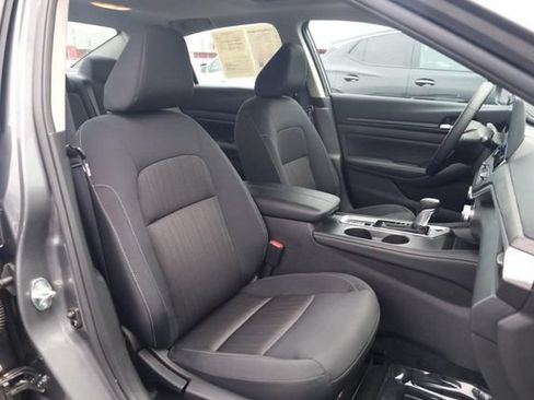 Certified 2025 Nissan Altima 2.5 SV w/ SV Premium Package FWD image 20