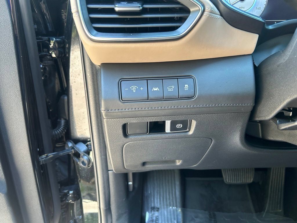 Used 2023 Hyundai Santa Fe SEL w/ Premium Package AWD/4WD image 26