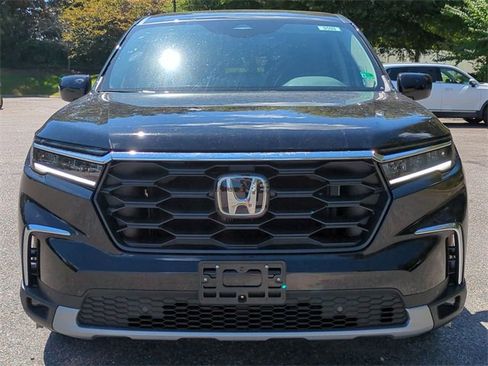 New 2025 Honda Pilot EX-L image 8