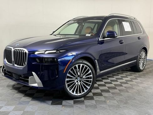 Used 2024 BMW X7 xDrive40i w/ Executive Package AWD/4WD image 1