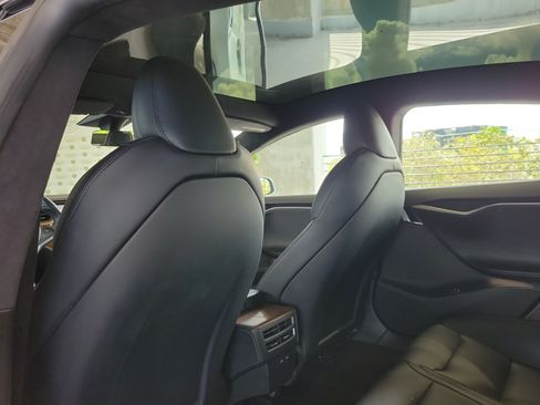 Used 2021 Tesla Model S Long Range Plus AWD/4WD image 10