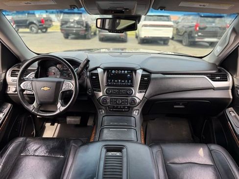 Used 2018 Chevrolet Tahoe Premier AWD/4WD image 2