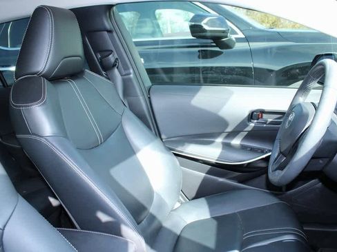 Used 2022 Toyota Corolla LE image 8