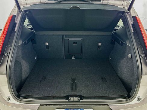 New 2026 Volvo XC40 B5 Ultra w/ Climate Package AWD/4WD image 24