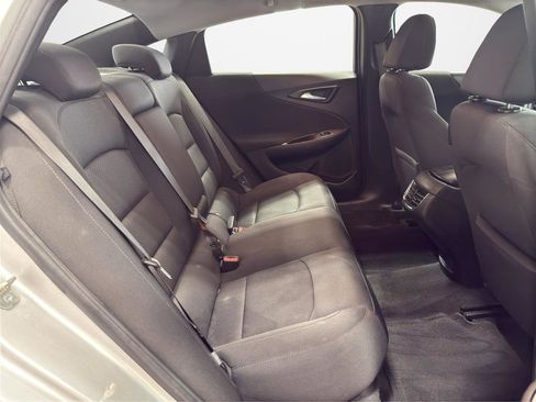 Used 2022 Chevrolet Malibu LT FWD image 24