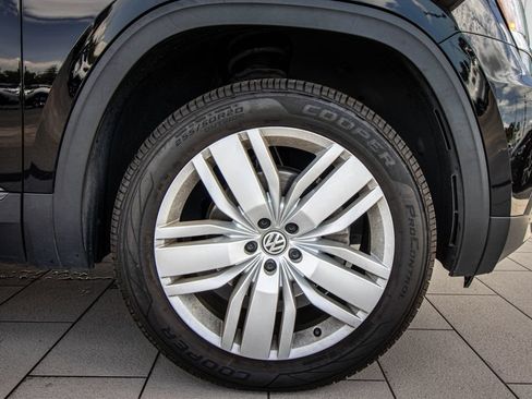 Used 2019 Volkswagen Atlas SE w/ Towing Package AWD/4WD image 4