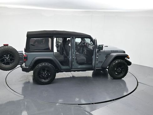 Used 2024 Jeep Wrangler Willys image 40