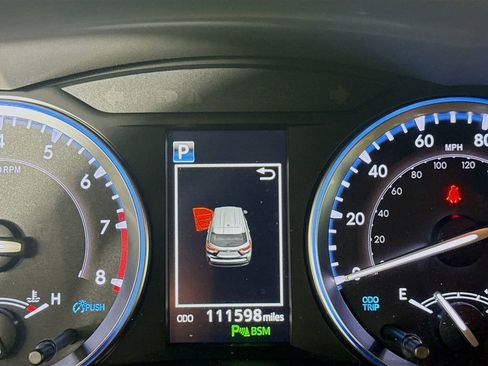 Certified 2019 Toyota Highlander Limited Platinum image 10