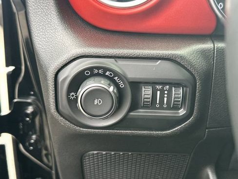 Used 2019 Jeep Wrangler Unlimited Rubicon image 26