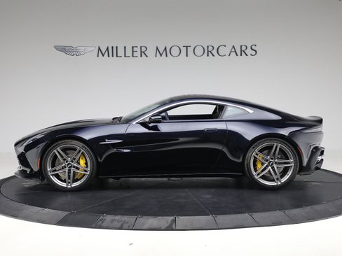 New 2026 Aston Martin V8 Vantage Coupe image 3