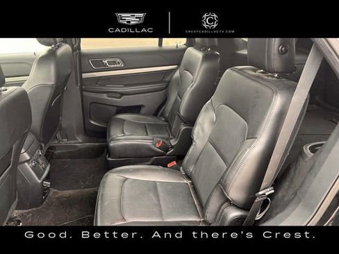 Used 2018 Ford Explorer XLT w/ Equipment Group 202A FWD image 30