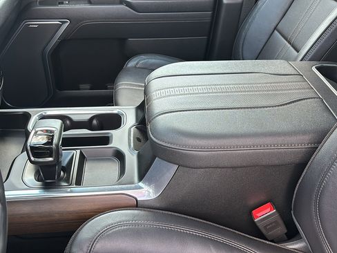 Used 2024 Chevrolet Silverado 1500 High Country w/ High Country Premium Package image 23