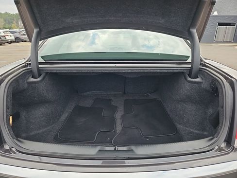 Used 2023 Chrysler 300 Touring image 15