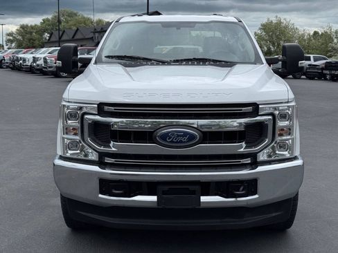 Used 2019 Ford F250 XLT w/ FX4 Off-Road Package AWD/4WD image 2