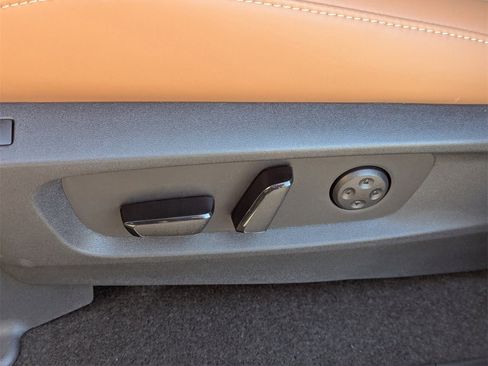 New 2026 INFINITI QX60 Autograph image 13