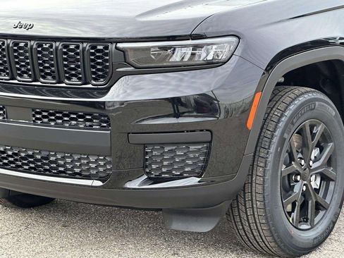 New 2025 Jeep Grand Cherokee L Altitude image 6