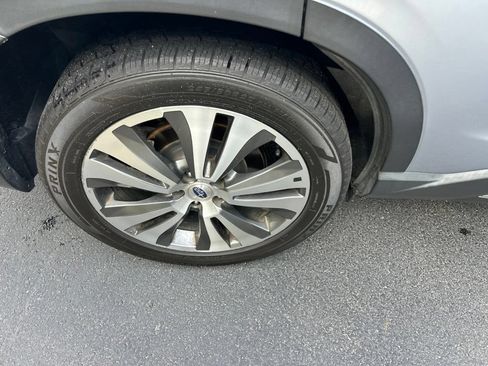 Used 2019 Subaru Ascent Limited w/ Popular Package #3 AWD/4WD image 11