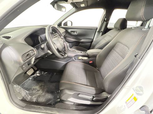 Used 2025 Honda HR-V Sport image 20