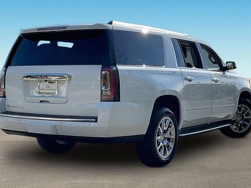 Used 2020 GMC Yukon XL Denali w/ Open Road Package AWD/4WD image 5