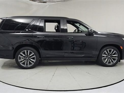 Certified 2024 Cadillac Escalade Sport Platinum image 6