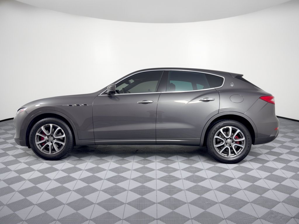Used 2019 Maserati Levante AWD/4WD image 2