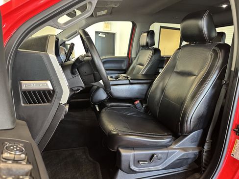 Used 2016 Ford F150 Lariat image 18