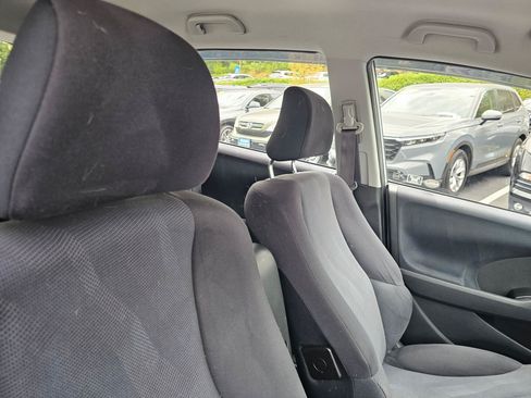 Used 2011 Honda Fit Sport image 11