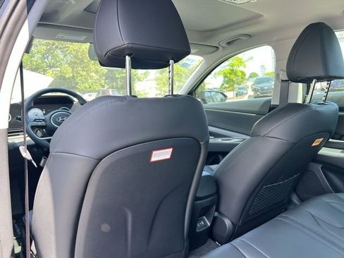 New 2026 Hyundai Elantra Limited FWD image 31