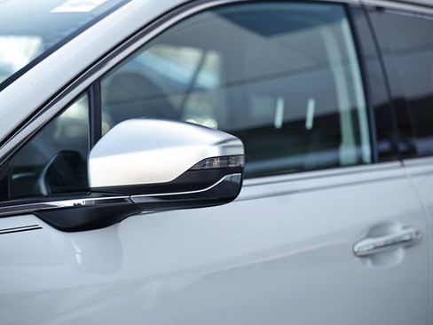 Used 2025 Subaru Outback Touring XT image 12