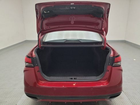 Used 2020 Nissan Versa SR w/ Convenience Package FWD image 29
