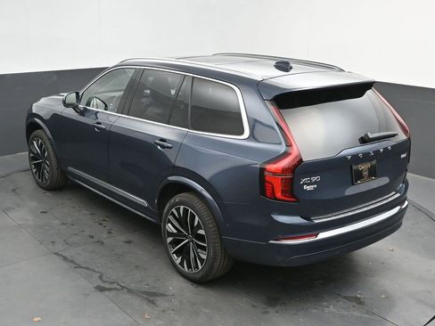 New 2026 Volvo XC90 B6 Plus image 35