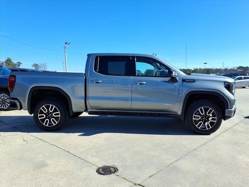 New 2026 GMC Sierra 1500 AT4 AWD/4WD image 8