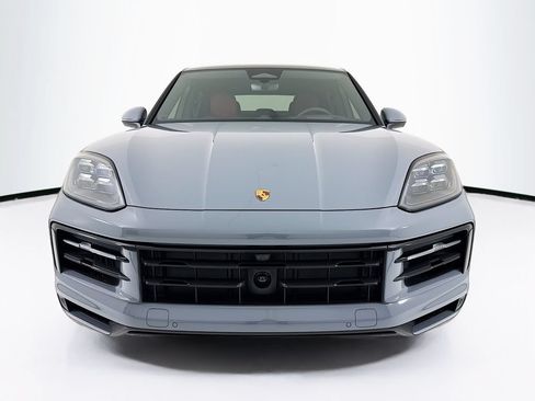 New 2026 Porsche Cayenne Coupe AWD/4WD image 6