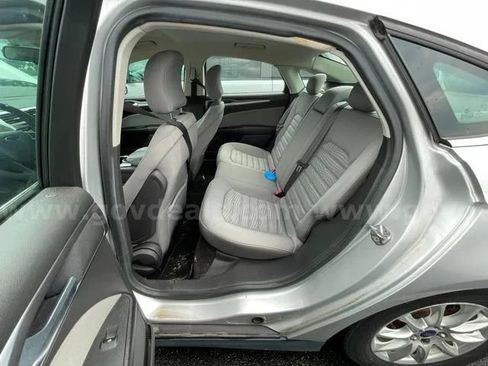 Used 2016 Ford Fusion S FWD image 18