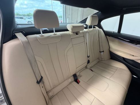 Used 2023 BMW 530i w/ Premium Package RWD image 33