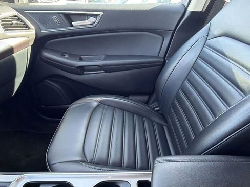 Used 2024 Ford Edge SEL image 23