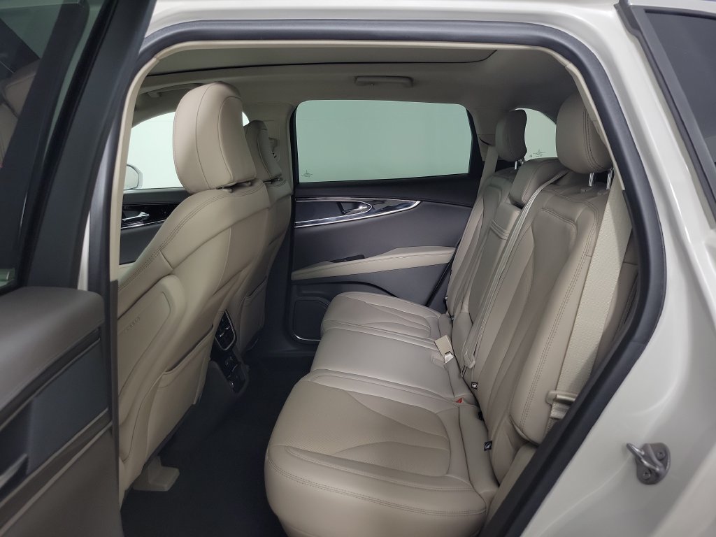 Certified 2023 Lincoln Nautilus Reserve AWD/4WD image 13
