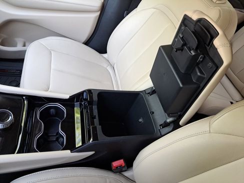 Used 2022 Jeep Grand Cherokee L Limited image 30