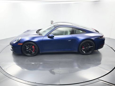 Certified 2022 Porsche 911 Carrera 4S AWD/4WD image 36