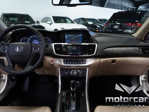Used 2014 Honda Accord EX-L image 32