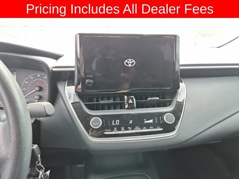 Used 2023 Toyota Corolla LE FWD image 3
