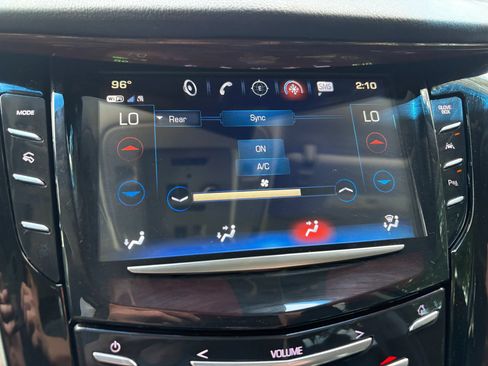 Used 2019 Cadillac Escalade Luxury RWD image 20