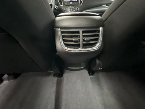 Certified 2024 Chevrolet Malibu LT image 21