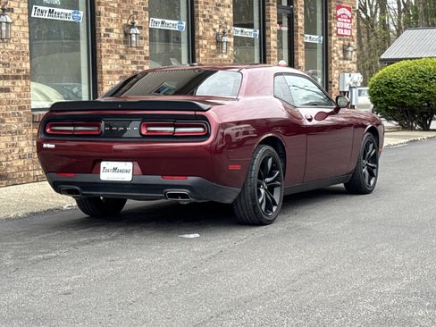 Used 2018 Dodge Challenger SXT w/ Blacktop Package RWD image 5