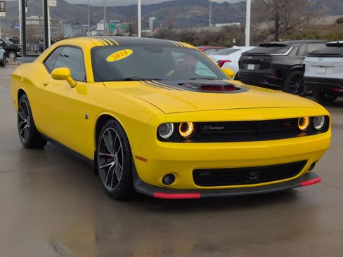 Used 2018 Dodge Challenger R/T Scat Pack image 7