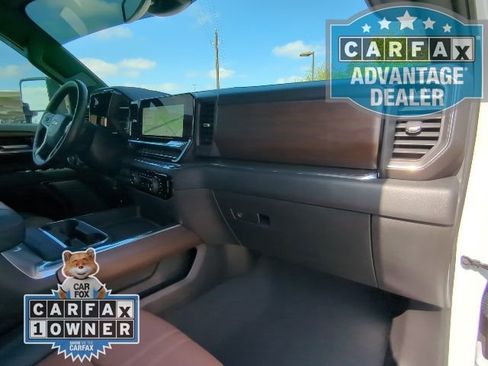 Used 2024 Chevrolet Silverado 2500 High Country w/ LPO, Dark Essentials Package image 27